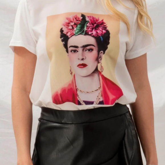 Welcome to my boutique! - Picture 2 of 8